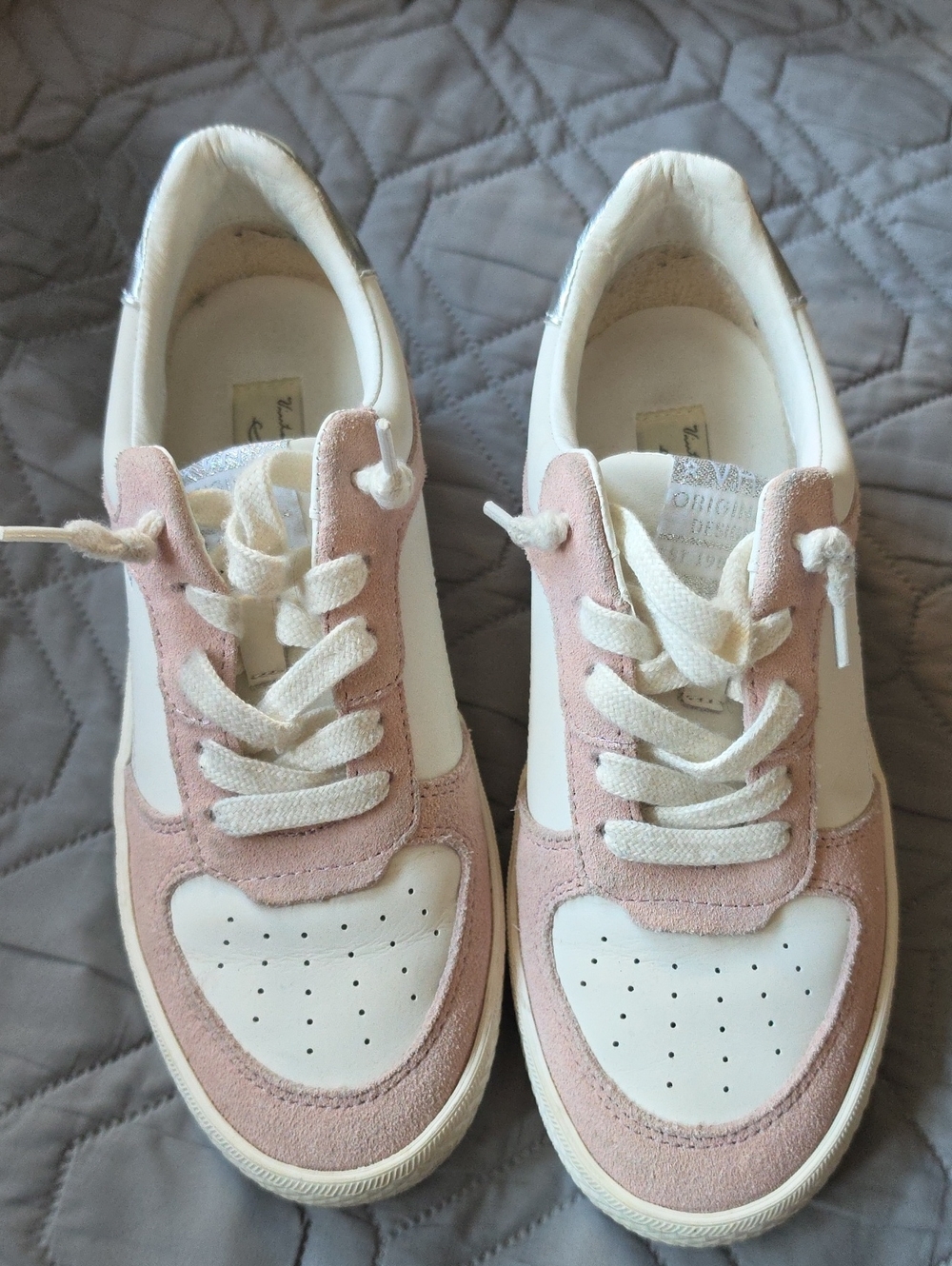 Vintage Havanna Cream and Blush Suede Low-Top Sneakers